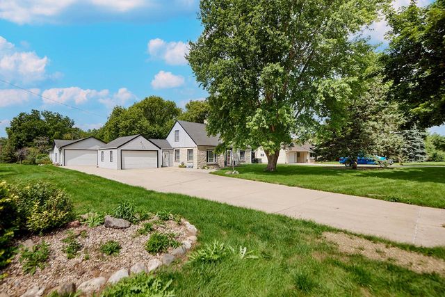 113 N 121st STREET, Wauwatosa, WI 53226