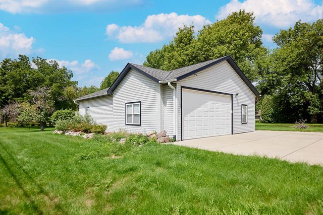 113 N 121st STREET, Wauwatosa, WI 53226