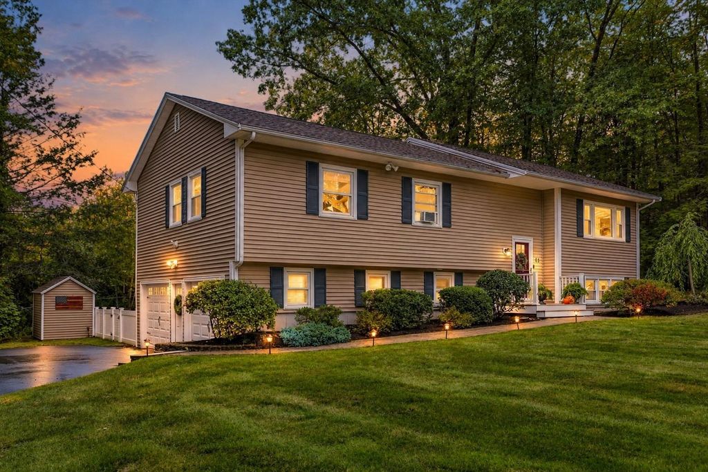 Image 1 of property listing at 43 LANGDALE Drive, Hampton, NH 03842