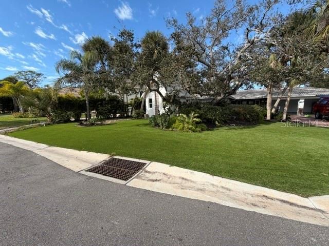 605 LOTUS LANE, Sarasota, FL 34242