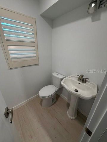 605 LOTUS LANE, Sarasota, FL 34242