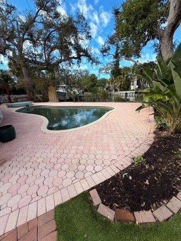 605 LOTUS LANE, Sarasota, FL 34242