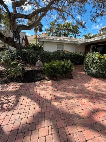 605 LOTUS LANE, Sarasota, FL 34242