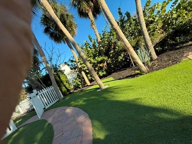 605 LOTUS LANE, Sarasota, FL 34242