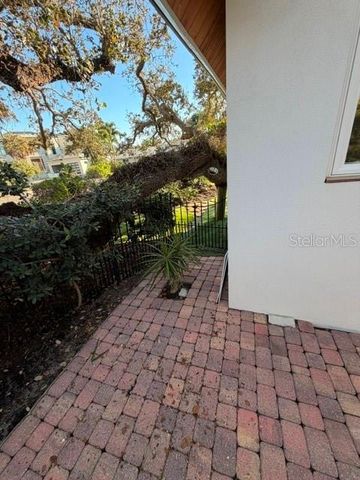 605 LOTUS LANE, Sarasota, FL 34242