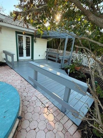 605 LOTUS LANE, Sarasota, FL 34242