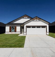 3620 E Bearsden St, Derby, KS 67037