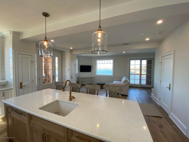 410 Lake Avenue, Bay Head, NJ 08742