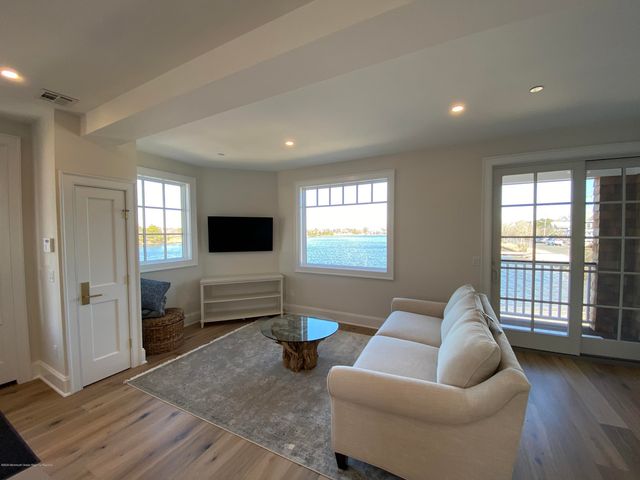 410 Lake Avenue, Bay Head, NJ 08742