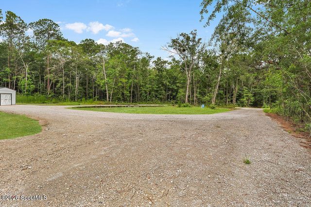 1557 Pine Lake Loop, Townsend, GA 31331