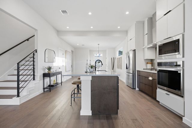 2708 Bristol DR, Austin, TX 78723