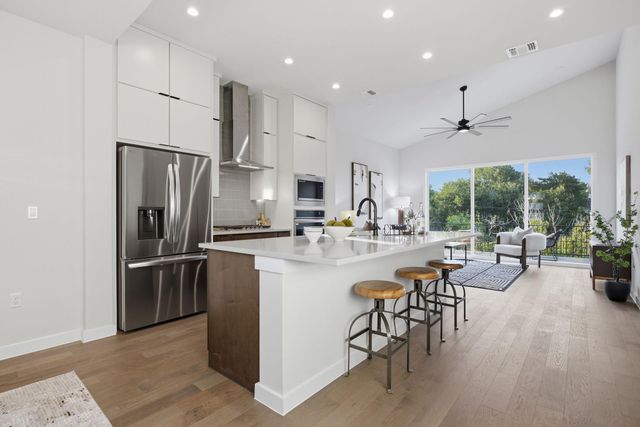 2708 Bristol DR, Austin, TX 78723