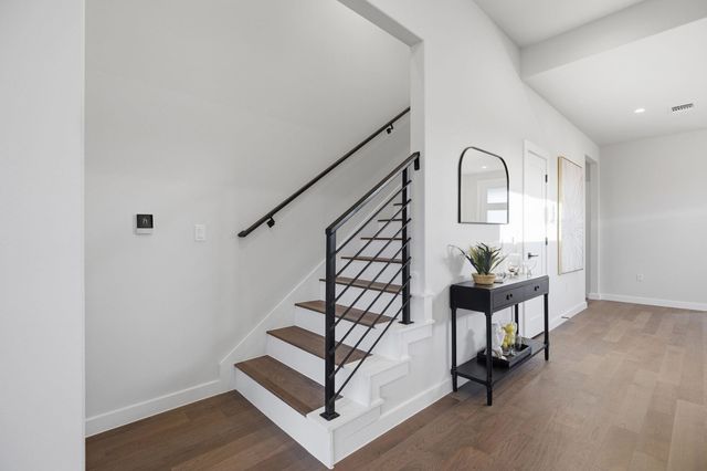 2708 Bristol DR, Austin, TX 78723