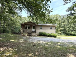 250 Old City Lake Rd, Jamestown, TN 38556