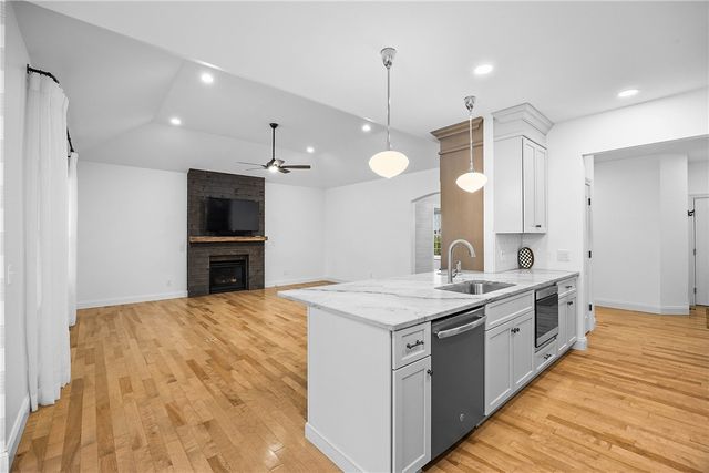 7 Silverwood Circle, East Rochester, NY 14445