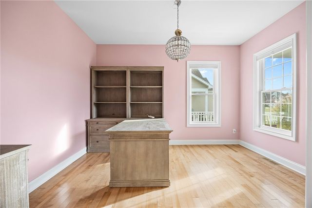 7 Silverwood Circle, East Rochester, NY 14445