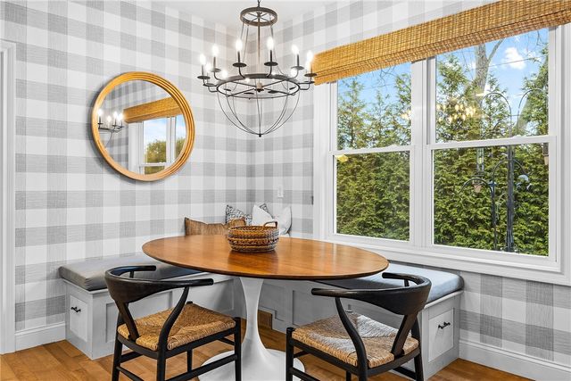 7 Silverwood Circle, East Rochester, NY 14445