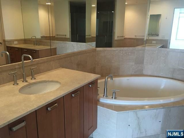8100 River 615, North Bergen, NJ 07047