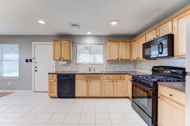 2514 Lake Dale Lane, Richmond, TX 77406