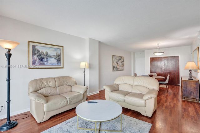 3000 S Ocean Drive 808, Hollywood, FL 33019