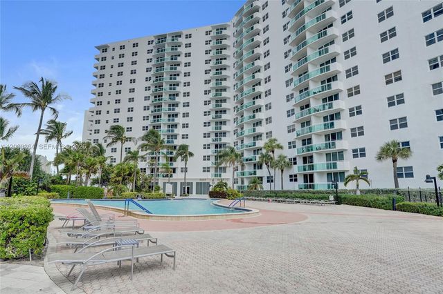 3000 S Ocean Drive 808, Hollywood, FL 33019