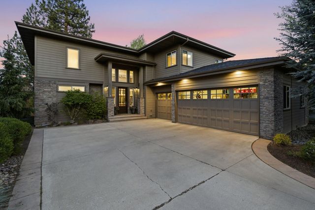 19017 NW Mt Shasta Drive, Bend, OR 97703