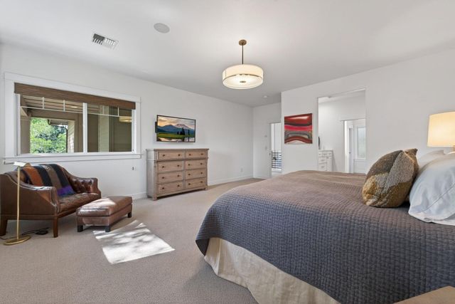 19017 NW Mt Shasta Drive, Bend, OR 97703