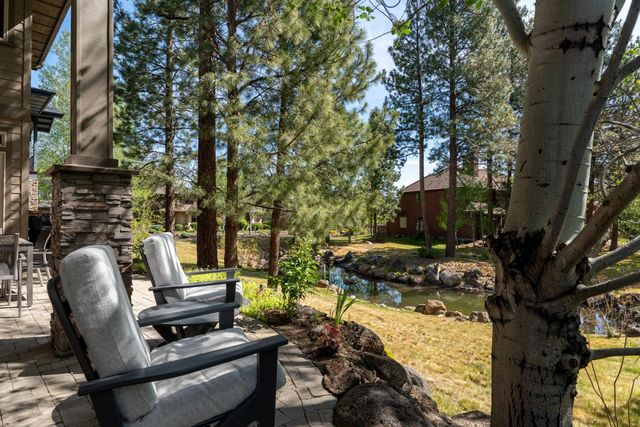 19017 NW Mt Shasta Drive, Bend, OR 97703