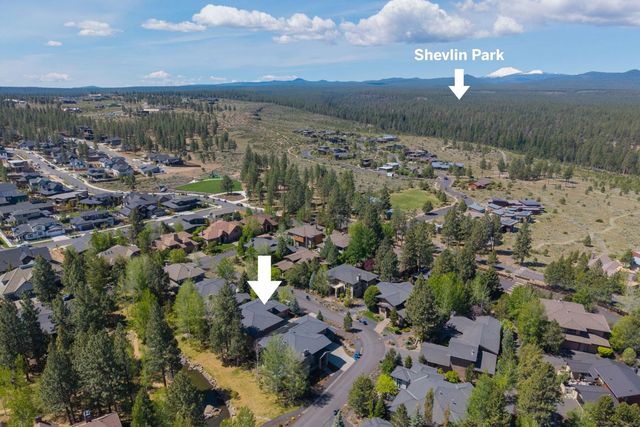 19017 NW Mt Shasta Drive, Bend, OR 97703