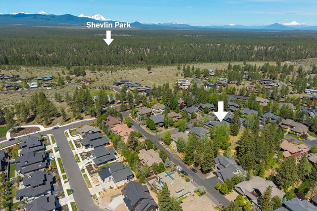 19017 NW Mt Shasta Drive, Bend, OR 97703