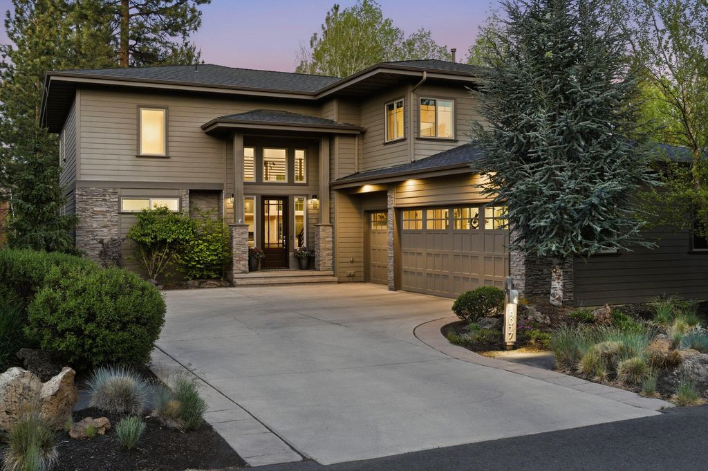19017 NW Mt Shasta Drive, Bend, OR 97703