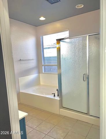 2791 E CARLA VISTA Drive, Chandler, AZ 85225