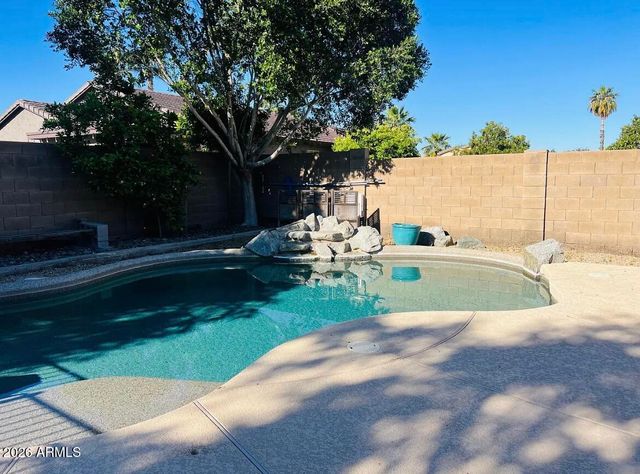 2791 E CARLA VISTA Drive, Chandler, AZ 85225