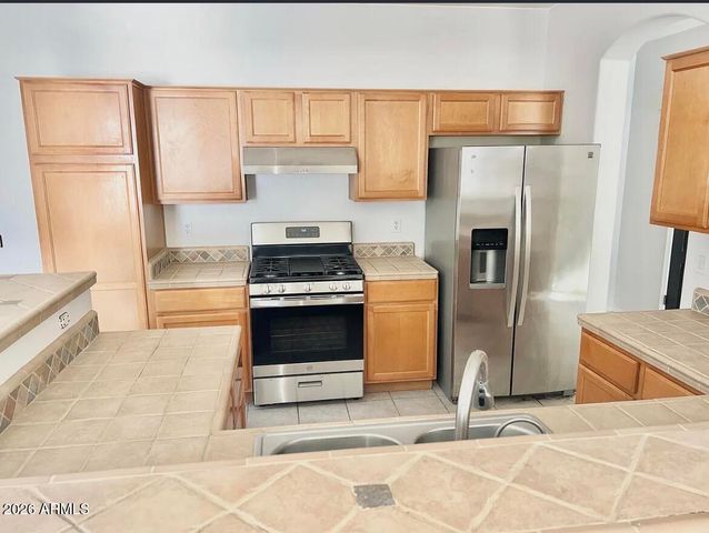 2791 E CARLA VISTA Drive, Chandler, AZ 85225