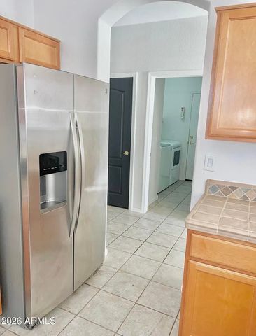 2791 E CARLA VISTA Drive, Chandler, AZ 85225