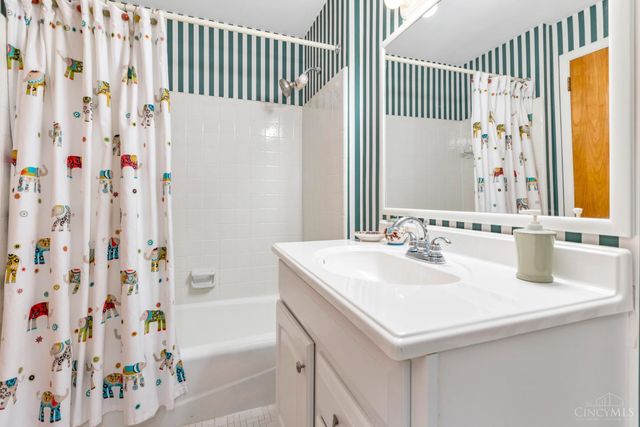 421 Diana Avenue, Batavia, OH 45103