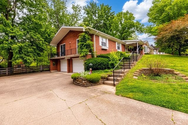 421 Diana Avenue, Batavia, OH 45103