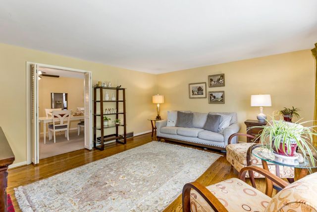 421 Diana Avenue, Batavia, OH 45103