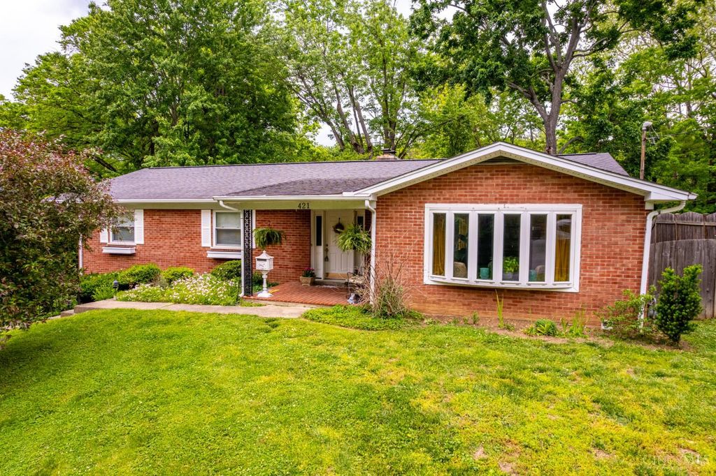 421 Diana Avenue, Batavia, OH 45103