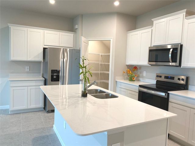 8850 GINKO RUN, Parrish, FL 34219