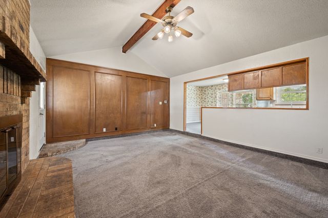 7655 Veal Station Road, Azle, TX 76020