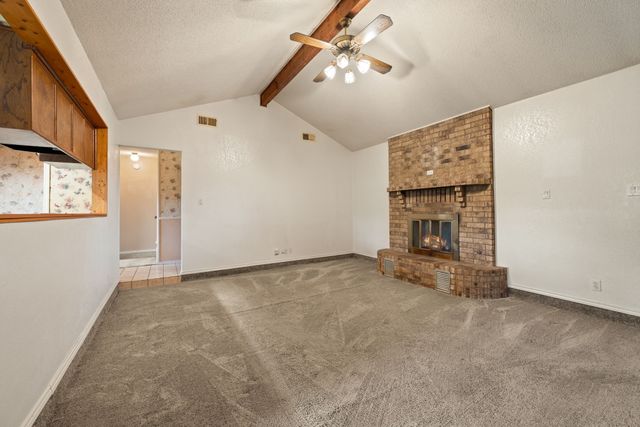 7655 Veal Station Road, Azle, TX 76020