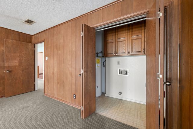 7655 Veal Station Road, Azle, TX 76020