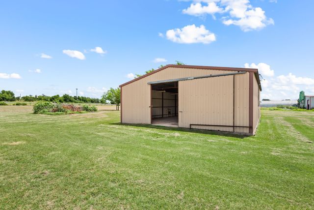 7655 Veal Station Road, Azle, TX 76020