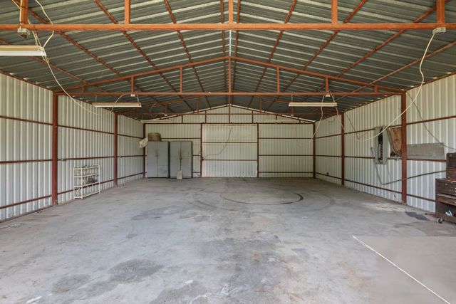 7655 Veal Station Road, Azle, TX 76020