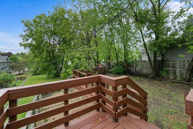 985 5th Street E, Saint Paul, MN 55106