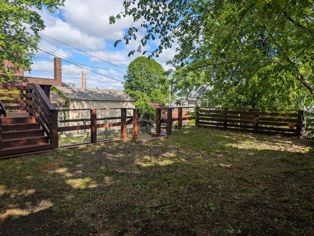 985 5th Street E, Saint Paul, MN 55106