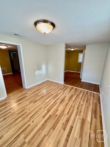 904 Sherman, Savannah, GA 31405