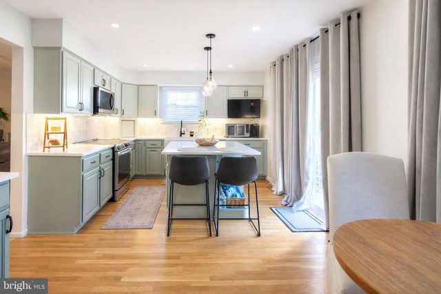 708 KINGS CROFT, Cherry Hill, NJ 08034