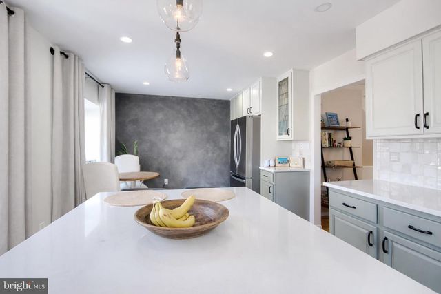 708 KINGS CROFT, Cherry Hill, NJ 08034